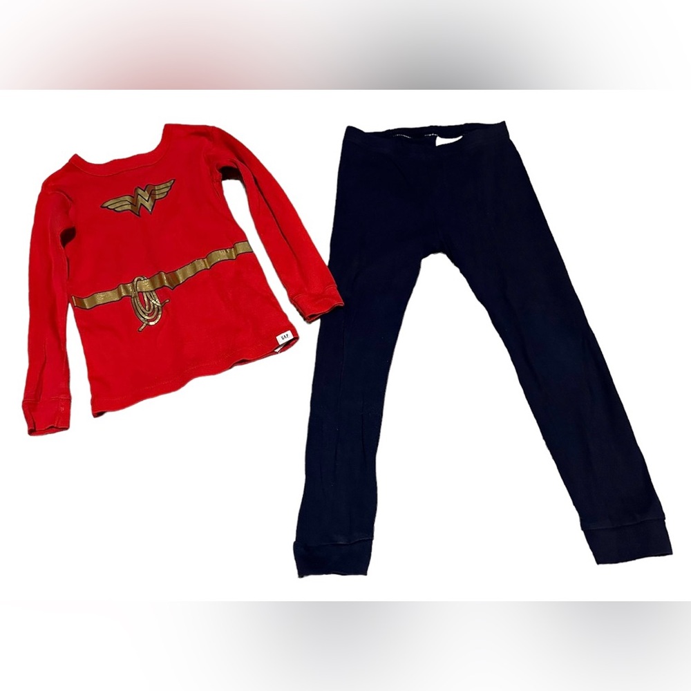 Baby Gap DC pajamas. Size 5.